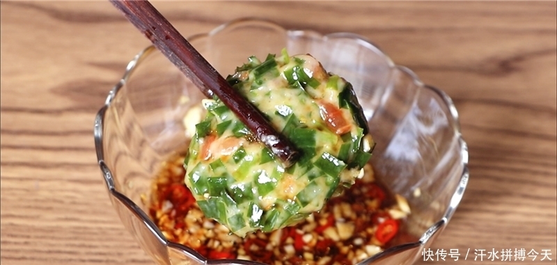 想吃饺子不用包,教你一道懒饺子,我家经常做,老人孩子都爱吃