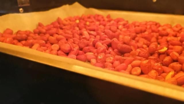 适合送长辈的花生酥,好吃又简单,香味十足,大人孩子都爱吃