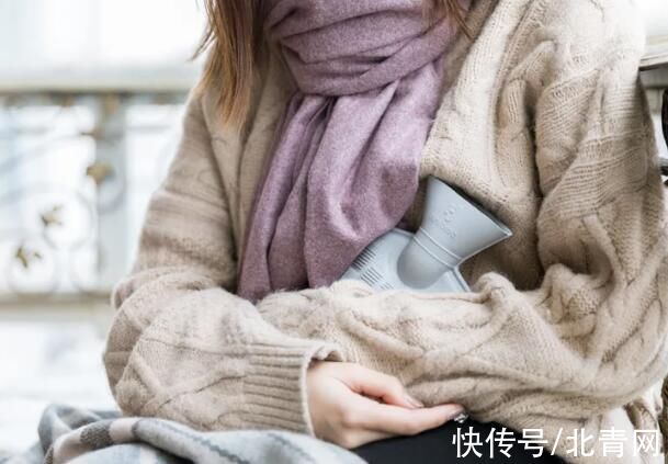 养生点穴手|教你一招“养生点穴手”,对肚脐略施小计,缓解各种小毛病