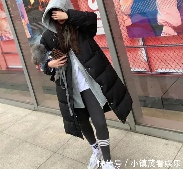 冬天穿“卫衣+棉服”真好看,休闲又保暖,这样出街回头率很高