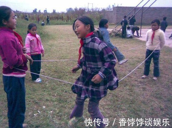 孩子|春天孩子外出疯跑,一身汗直接“脱衣服”3件事宝贝少生病