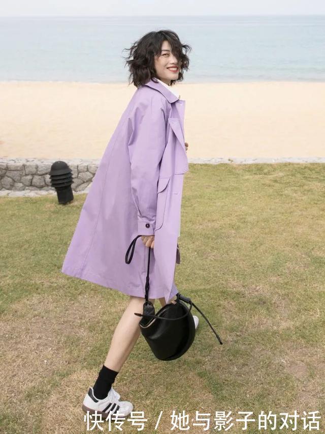 换掉|换掉你的裙子,今年秋天流行这4件“外套”,谁穿谁好看