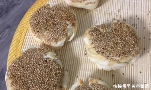一斤面,一斤水,一碗芝麻,不用烤箱,不揉面,大人小孩都爱吃