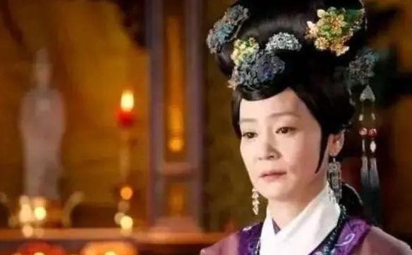康熙|她79岁仍被翻牌子,一生陪皇帝65年,生下清朝最优秀的皇子
