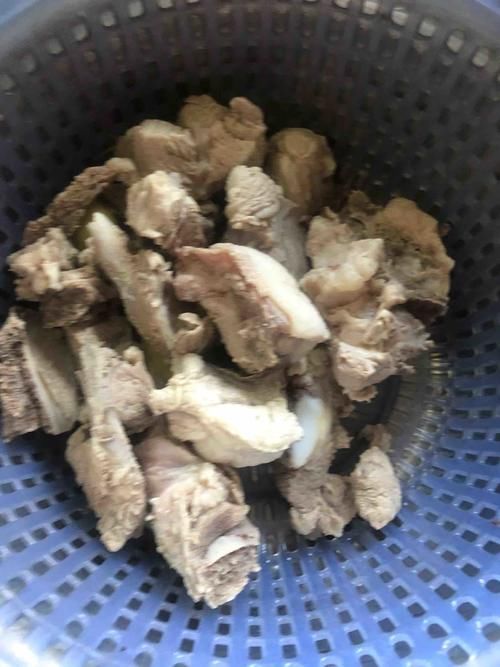 不新鲜|猪身上的一块宝，比牛羊肉滋补，补血健脑，孩子多吃身强体壮