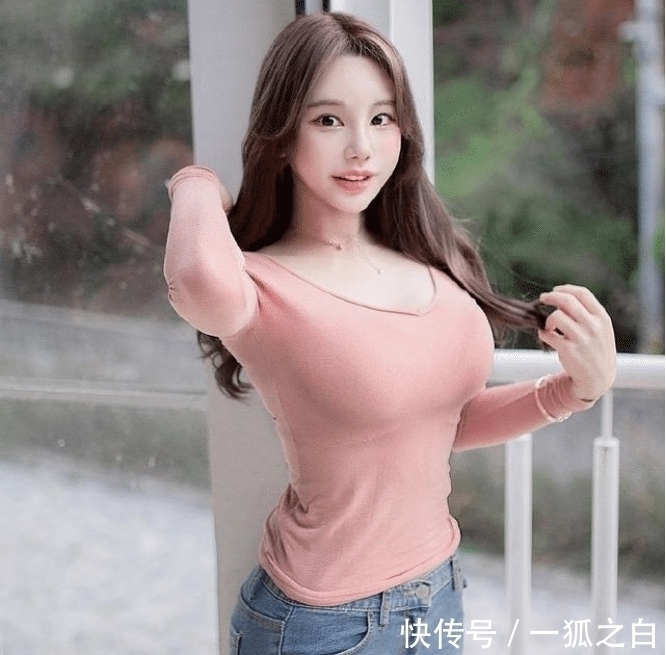 讲真的,这种“蚂蚁”腰线,穿修身上衣非常好看吧