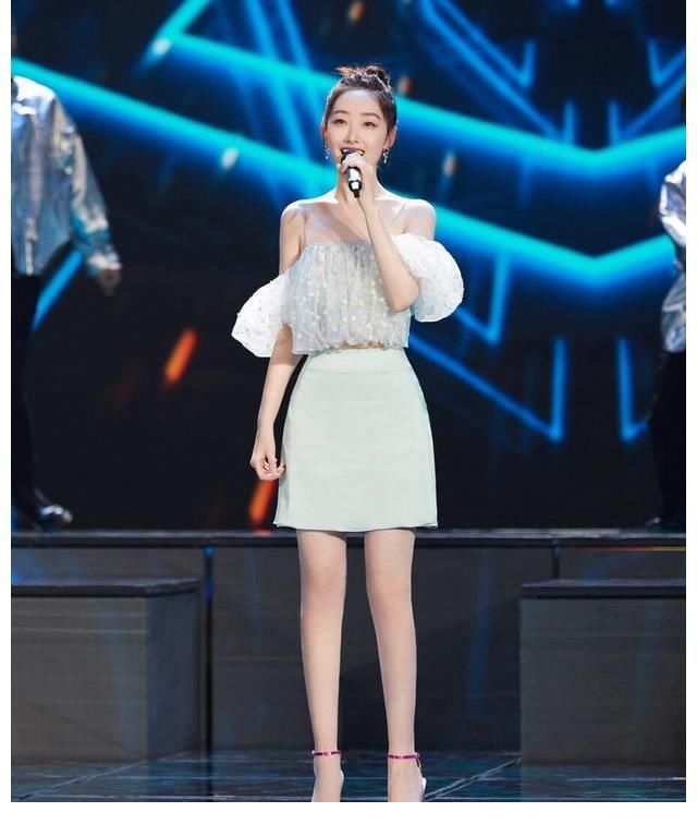 得罪导演节目遭一剪没,背负千万解约罚单,蒋梦婕诉苦为何无人理