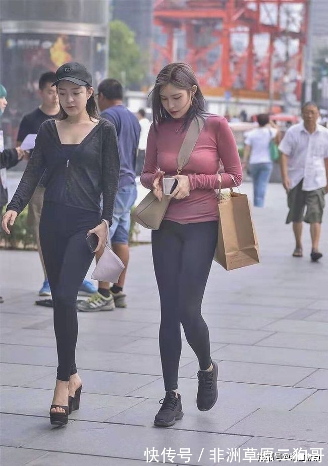 瑜伽|街拍瑜伽穿搭的小姐姐