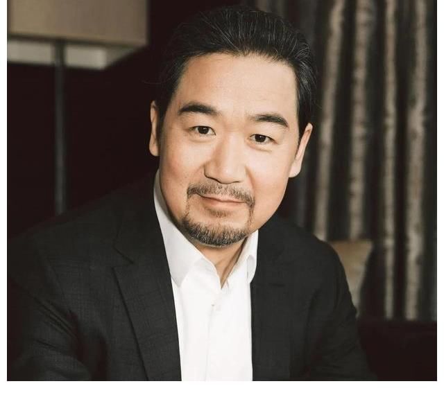 青年人|张国立与躺平