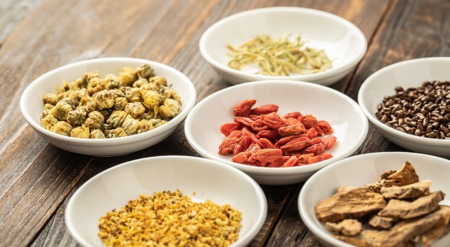 肝脏健康|多吃水果对肝好，但有4种水果易伤肝，希望你尽早拉入“黑名单”