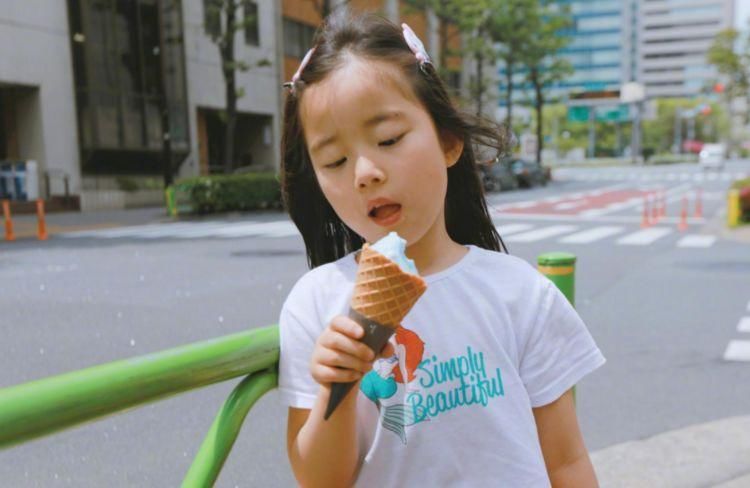 父母|从小被允许吃冷饮的孩子，与被父母限制的孩子，越长大差别越明显