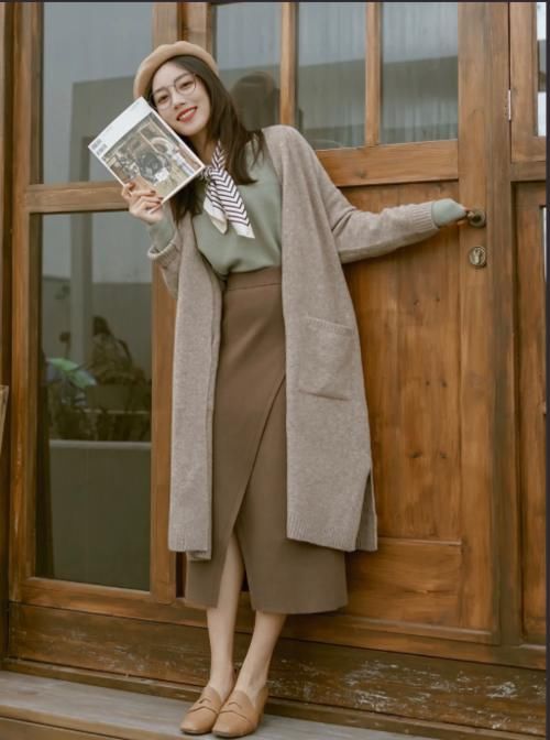 这5组莫兰迪配色穿搭，适合黄皮肤女生的搭配，温柔显白又显高级