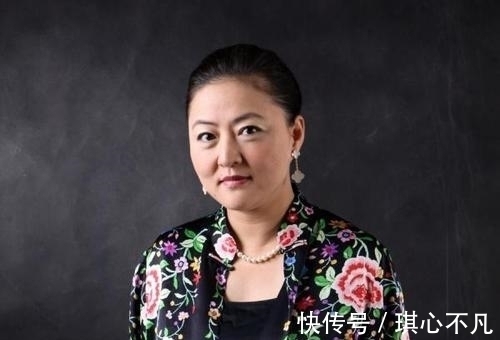 大强子|刘强东额前的那撮白头发是被吓出来的，一个叫徐新的女人救了他