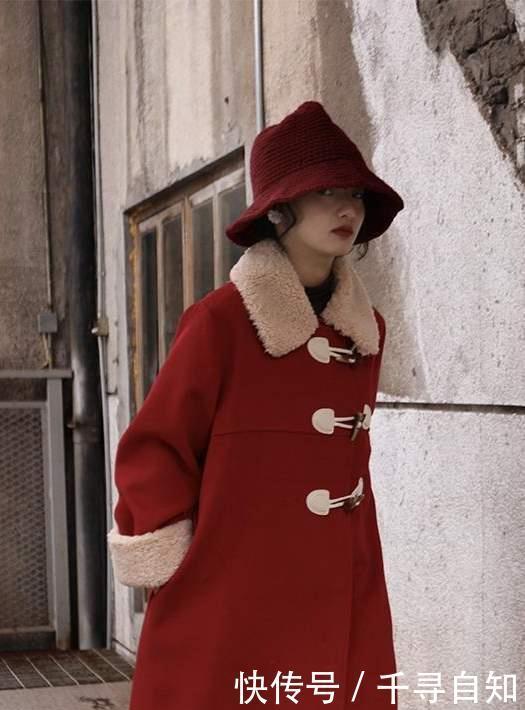 过节怎么穿更吸睛?试试这几种配色,妥妥的人群中的焦点