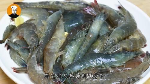  大虾只用清水洗等于吃垃圾，教你几个小技巧，脏东西全跑光