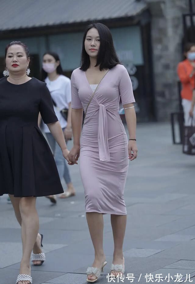 高跟鞋 胖女人的穿衣之道,从选款带动搭配,50岁也能又时尚气质