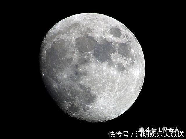 数十亿年前,月球可能生命繁茂,为何后来消失了?