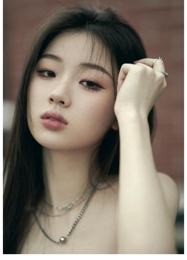 陆柯燃|《爆裂舞台》空降开播,韩红多次叫错嘉宾名,被骂耍大牌不尊重人