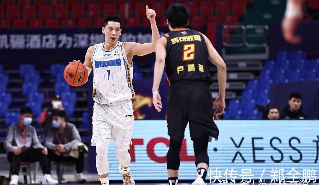 广东|辽宁稳居榜首!CBA最新排名,广东三队进入八强,北京遭深圳双杀