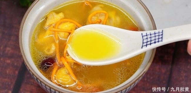 鸡汤|你吃过虫草花鸡汤吗?小火慢煨出来的鸡汤,喝着特别的鲜