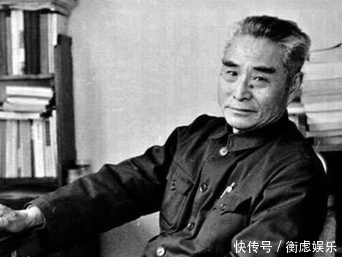 功德林|黄维在功德林对谁都不服气,唯独惧此人,他的本事不同寻常!