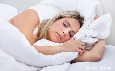 肝脏|肝脏不好的人,睡觉时会出现4个症状,抓紧看看自己有没有