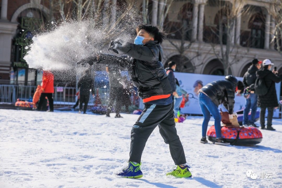 新闻记者|冰雪游火爆！大商圈热闹！这个假期，你去了哪里？