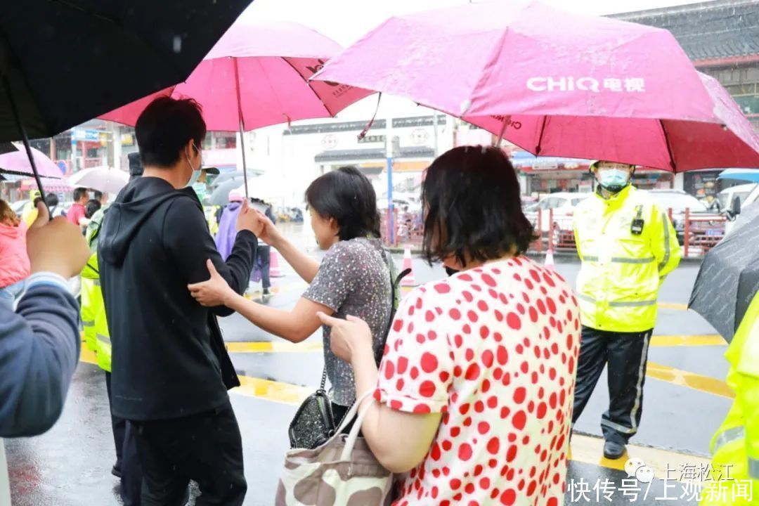 中考|直击松江中考首日，加油少年！愿你们乘风破浪，“试”不可挡