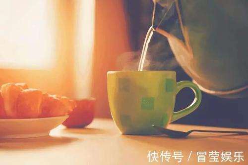 洗脸 早上有4个小习惯的女人,不怎么护肤,皮肤也会很好
