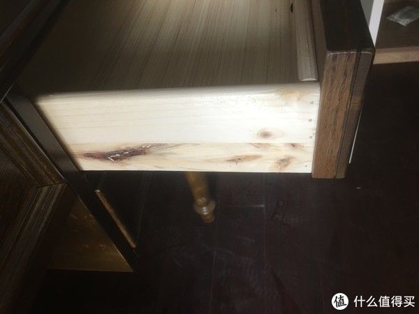 改造|房子那些事 篇十七：网购清单 网购书桌收货了，进行微改造