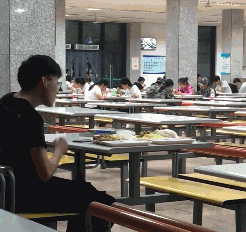 |搞笑趣图段子:是心动啊