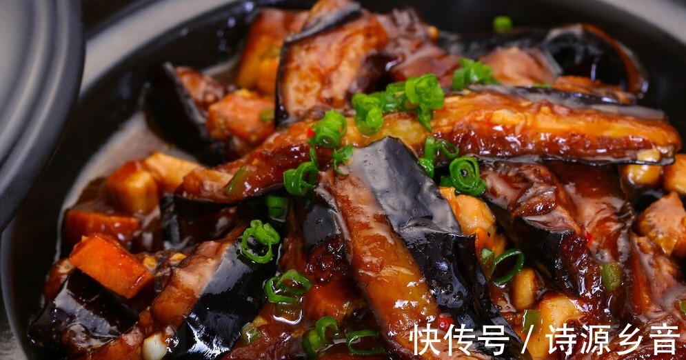 烧茄子|茄子吸油厉害,教您3个小技巧,茄子鲜嫩还不吸油,低脂好吃不腻!