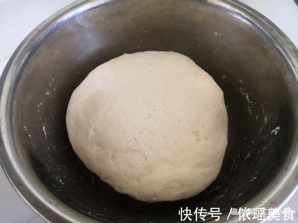 包子|最适合蒸包子的两种菜，夏季吃，维生素丰富营养多，咬一口老香了