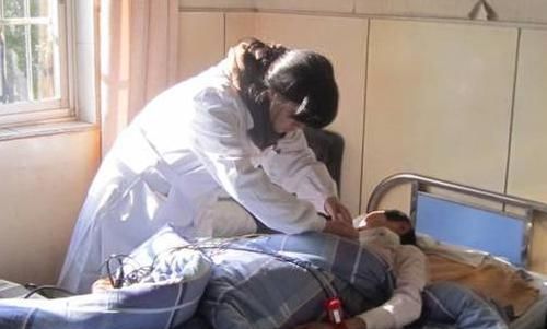 中老年人長期不運動，骨質流失“更快”，做好4點骨質”更年輕“