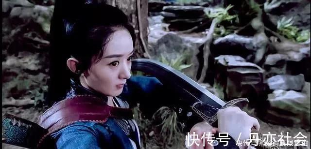 喝水被骂的赵丽颖这次因吃饭被骂中餐厅收视不佳，是嘉宾的错吗