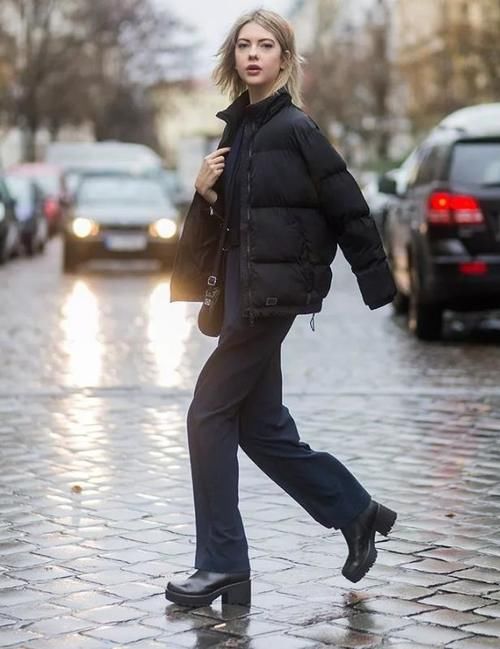 今冬流行的“厚外套＋阔腿裤”，时髦显瘦又保暖，照着穿就很美