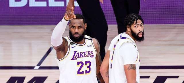 NB名記盛贊詹姆斯:NBA第三中鋒 僅次于約基奇和恩比德