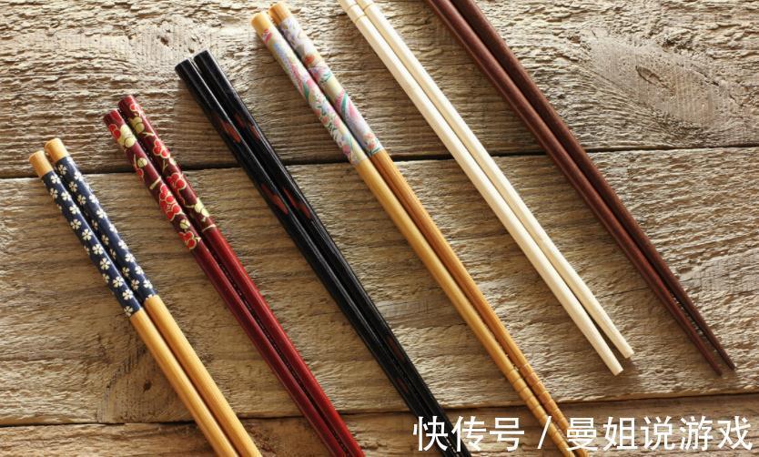 浇不对水,养不好蟹爪兰!老花匠亲授:用“筷子”就能解决难题