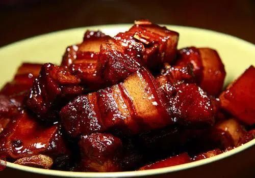  喝酒|26岁女子，心梗离世，不抽烟不喝酒，祸根：一种东西当水喝