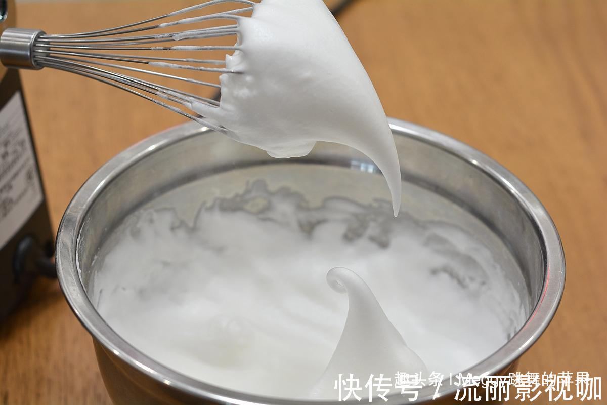 比戚风蛋糕还好吃的轻乳酪蛋糕，入口清凉即化，学会了都能开店