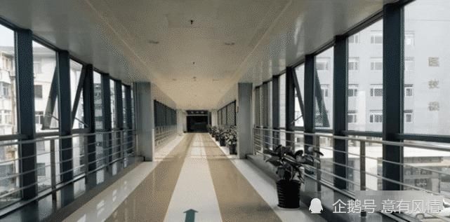 鸡肋|南北通透的连廊房，如今看来的确是鸡肋，这种房子有哪些缺点？
