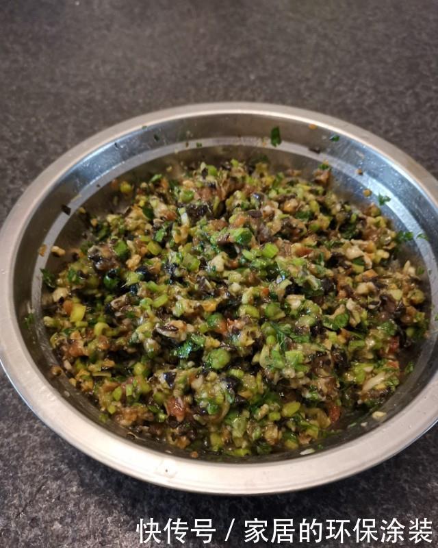 鲜香|包芹菜馅的饺子时,教你一招,鲜香好吃,营养美味!