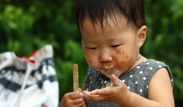 孩子|儿科医生:孩子不满3岁,少吃3物,小心坑娃不发育