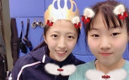 接应|惊喜,女排陷入新老交替,接应位置3大青年人才出现,未来可期