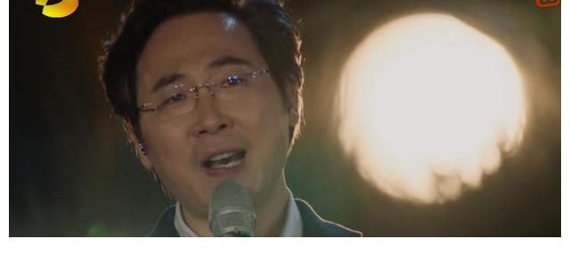 芒果台这节目的歌词字幕，我也就看了十遍