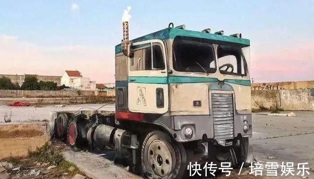 3d&这才是裸眼3D画,让人怀疑自己的眼睛,其他的立体画都弱极了