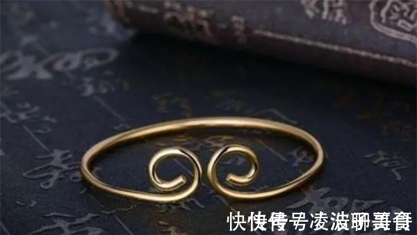 金箍#在《西游记》中,唐僧念的紧箍咒是啥意思?翻译成中文就明白