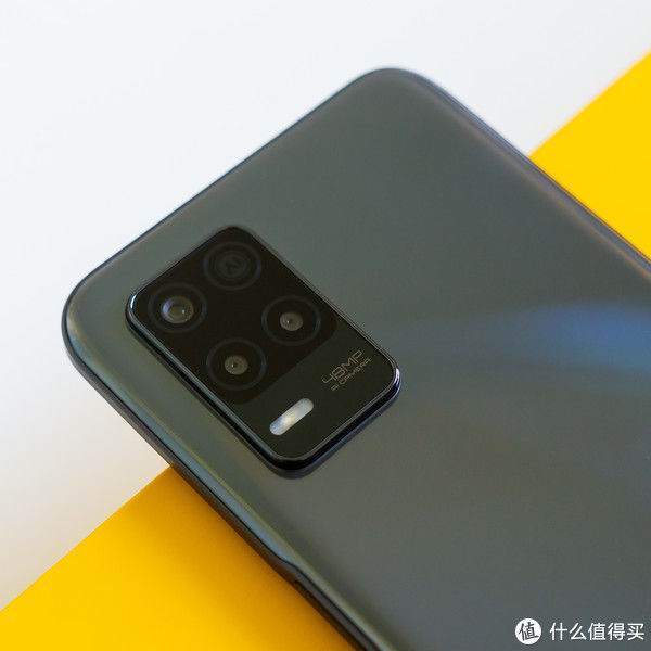 redmi|只要1000块能买到好用的5G手机？还真可以!