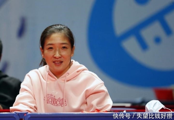 大满贯现身新闻界乒乓球赛,刘诗雯可选的