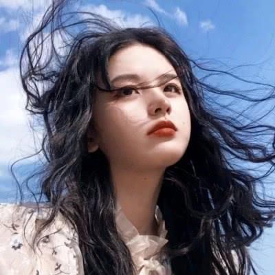 单眼皮|女孩子“越长越好看”,多半有这3特征,全占早晚逆袭成“校花”